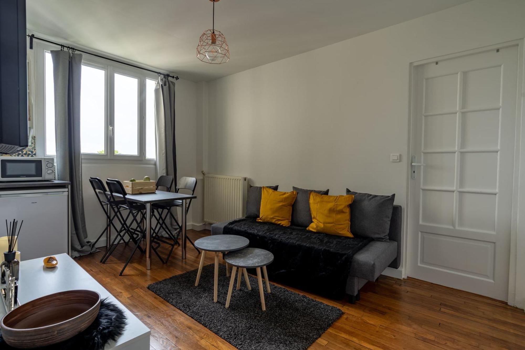 Appartement Charmant 2 pièces pour 4 personnes à Courbevoie Extérieur photo